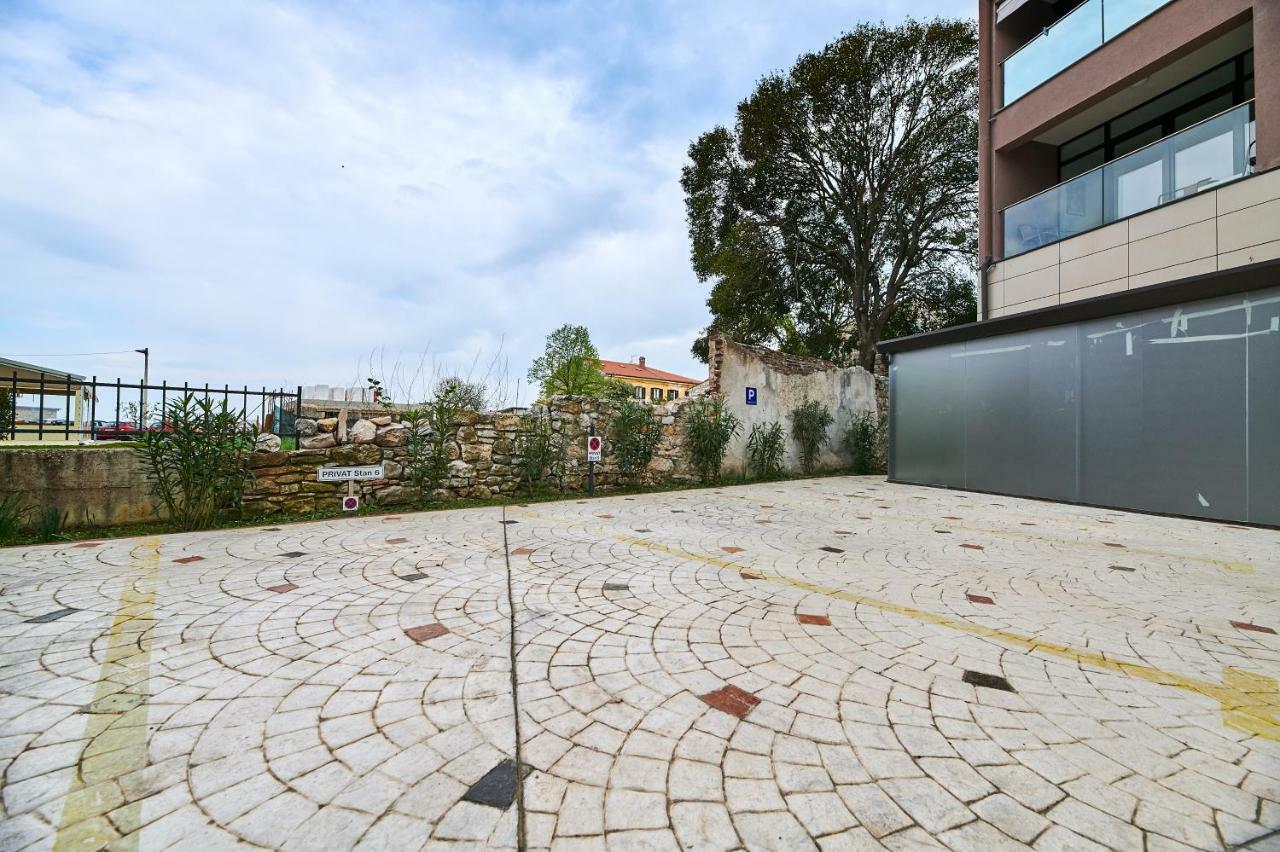 Apartman Leon Umag Bagian luar foto